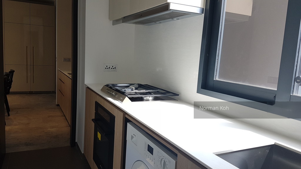 OUE Twin Peaks (D9), Condominium #218532431